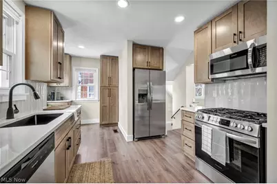 3630 Raymont Boulevard, University Heights, OH 44118 - Photo 8