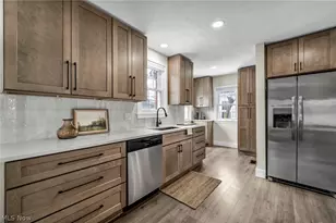 3630 Raymont Blvd, University Heights, OH 44118 - Photo 12