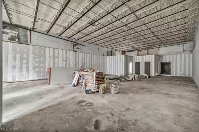 7809 Wade Park Avenue, Loveland, OH 44103 - Photo 12