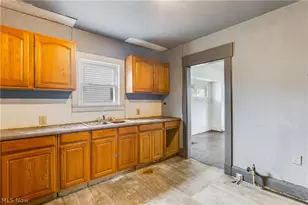 3005 Rush Blvd, Youngstown, OH 44507 - Photo 2