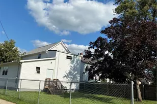 208 S 15th St, Sebring, OH 44672 - Photo 4