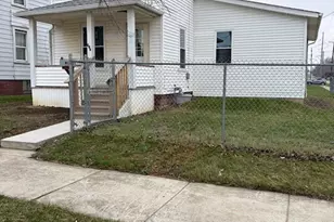 208 S 15th St, Sebring, OH 44672 - Photo 2