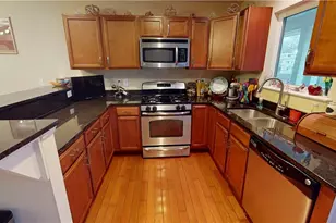 1454 E 105th St, Loveland, OH 44106 - Photo 6