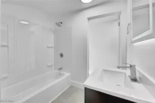 1584 Hampton Rd, Akron, OH 44305 - Photo 26