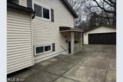 983 E 179 Street, Loveland, OH 44119 - Photo 2