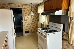 1436 Clinton St, Niles, OH 44446 - Photo 4