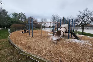 8615 Scenicview Dr, Grandview Heights, OH 44147 - Photo 42