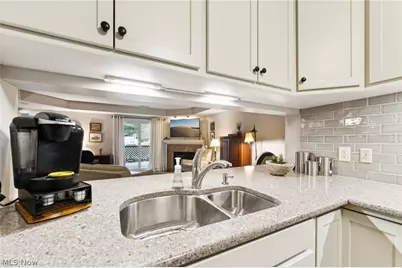 8615 Scenicview Drive, Grandview Heights, OH 44147 - Photo 16