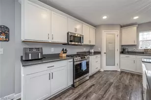 1330 Chelton Dr, Kent, OH 44240 - Photo 8