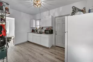 10803 Grantwood Ave, Loveland, OH 44108 - Photo 18