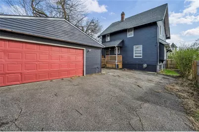 10803 Grantwood Avenue, Loveland, OH 44108 - Photo 6