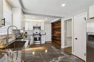 4284 Silsby Rd, University Heights, OH 44118 - Photo 12