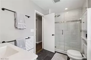 4284 Silsby Rd, University Heights, OH 44118 - Photo 16