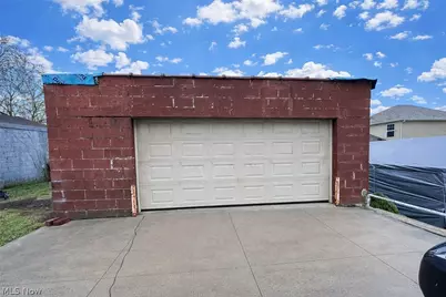 600 Robinette Court, Akron, OH 44310 - Photo 30