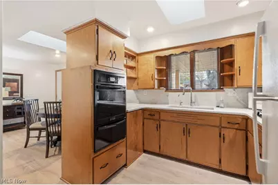 3595 Rolling Ridge Road NE, Canton, OH 44721 - Photo 12