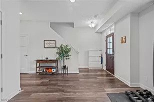 12023 Ashbury Ave, Loveland, OH 44106 - Photo 6