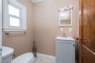 1000 Arlington Ave SW, Canton, OH 44710 - Photo 16
