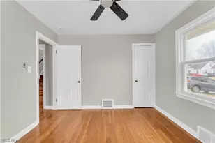 21303 Kenyon Dr, Maple Heights, OH 44137 - Photo 16