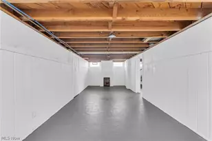 21303 Kenyon Dr, Maple Heights, OH 44137 - Photo 26