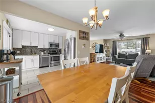 407 Ridgewood Dr, Eastlake, OH 44095 - Photo 6