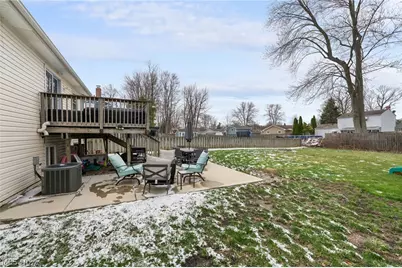 407 Ridgewood Drive, Eastlake, OH 44095 - Photo 24