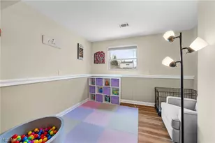 407 Ridgewood Dr, Eastlake, OH 44095 - Photo 18