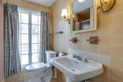 201 E 12th Street, Dover, OH 44622 - Photo 36