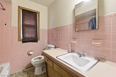 2497 124 Street E, Loveland, OH 44120 - Photo 14