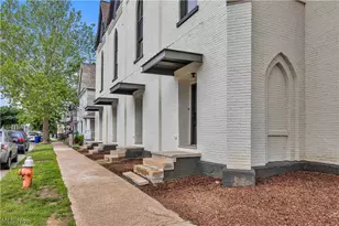 2130 W 42nd St, Loveland, OH 44113 - Photo 36