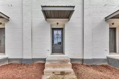 2130 W 42nd Street #2, Loveland, OH 44113 - Photo 4