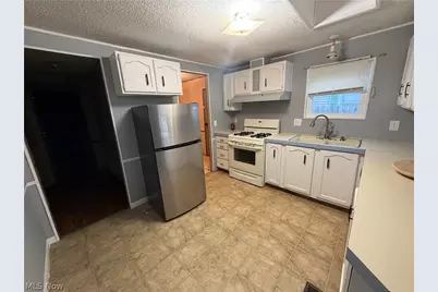 856 Beech Avenue, Painesville Twp, OH 44077 - Photo 4