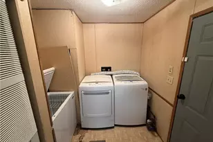 856 Beech Ave, Painesville Twp, OH 44077 - Photo 10