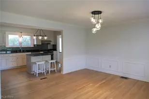 3224 Halsey Dr NE, Warren, OH 44483 - Photo 4