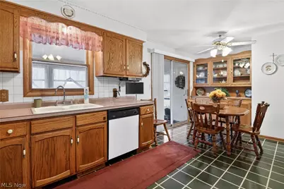 130 Robinwood Drive, New Middletown, OH 44442 - Photo 10