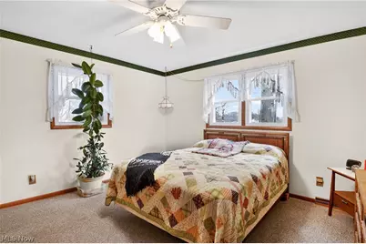 130 Robinwood Drive, New Middletown, OH 44442 - Photo 18