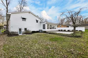 130 Robinwood Dr, New Middletown, OH 44442 - Photo 32