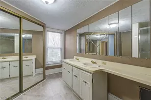 37948 Barnes Ct, Willoughby, OH 44094 - Photo 18