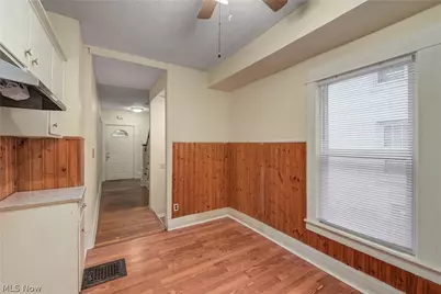 37948 Barnes Court, Willoughby, OH 44094 - Photo 6