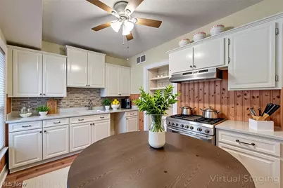 37948 Barnes Court, Willoughby, OH 44094 - Photo 2