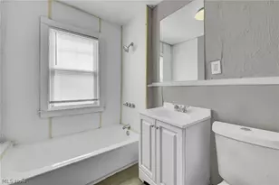 3652 E 153rd St, Loveland, OH 44120 - Photo 10