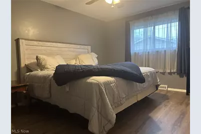 236 Northfield Drive, Elyria, OH 44035 - Photo 18