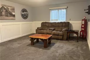 236 Northfield Dr, Elyria, OH 44035 - Photo 8