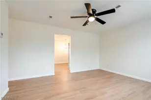 387 Harcourt Rd, Vermilion, OH 44089 - Photo 10