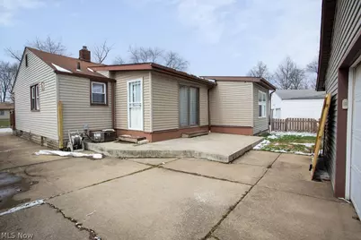 551 Moherman Avenue, Youngstown, OH 44509 - Photo 10