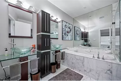 701 W Lakeside Avenue #PH-2A/1302, Loveland, OH 44113 - Photo 38