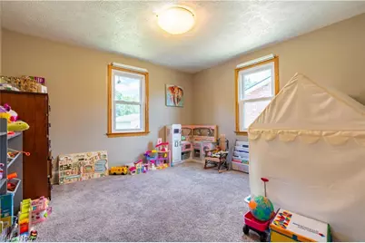 5615 Clover Street, Louisville, OH 44641 - Photo 18