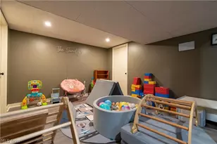 5615 Clover St, Louisville, OH 44641 - Photo 22