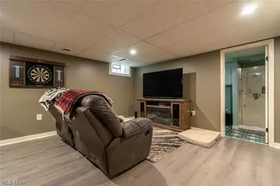 5615 Clover Street, Louisville, OH 44641 - Photo 24