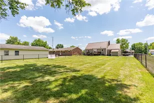 5615 Clover St, Louisville, OH 44641 - Photo 34