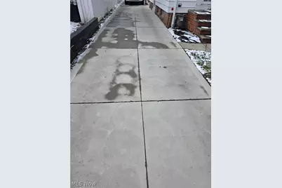 1566 E 195th Street, Euclid, OH 44117 - Photo 6